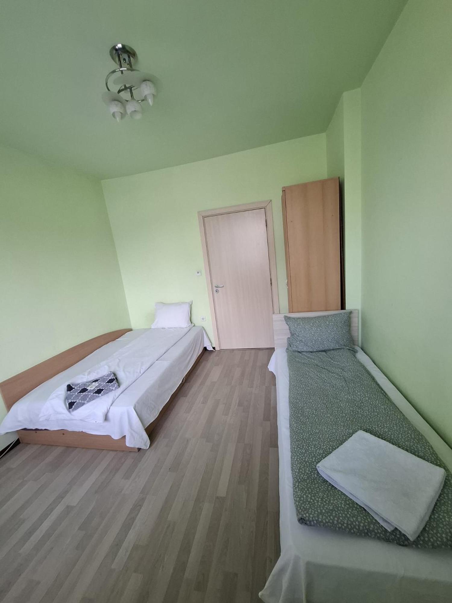 Guest Rooms Simona 2 Opanets Εξωτερικό φωτογραφία